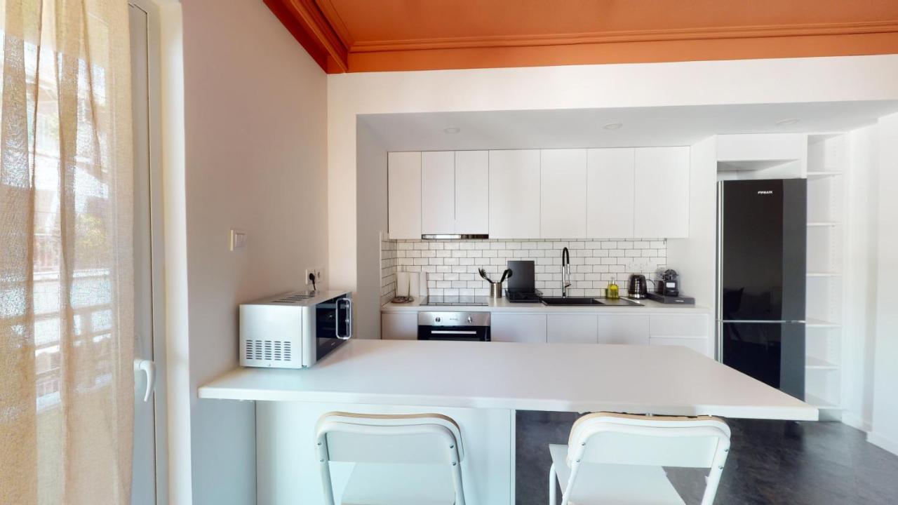 Onezerotwo By Zoia Living Aparthotel Athens Ngoại thất bức ảnh
