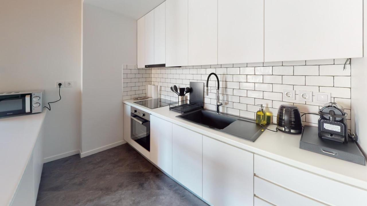 Onezerotwo By Zoia Living Aparthotel Athens Ngoại thất bức ảnh