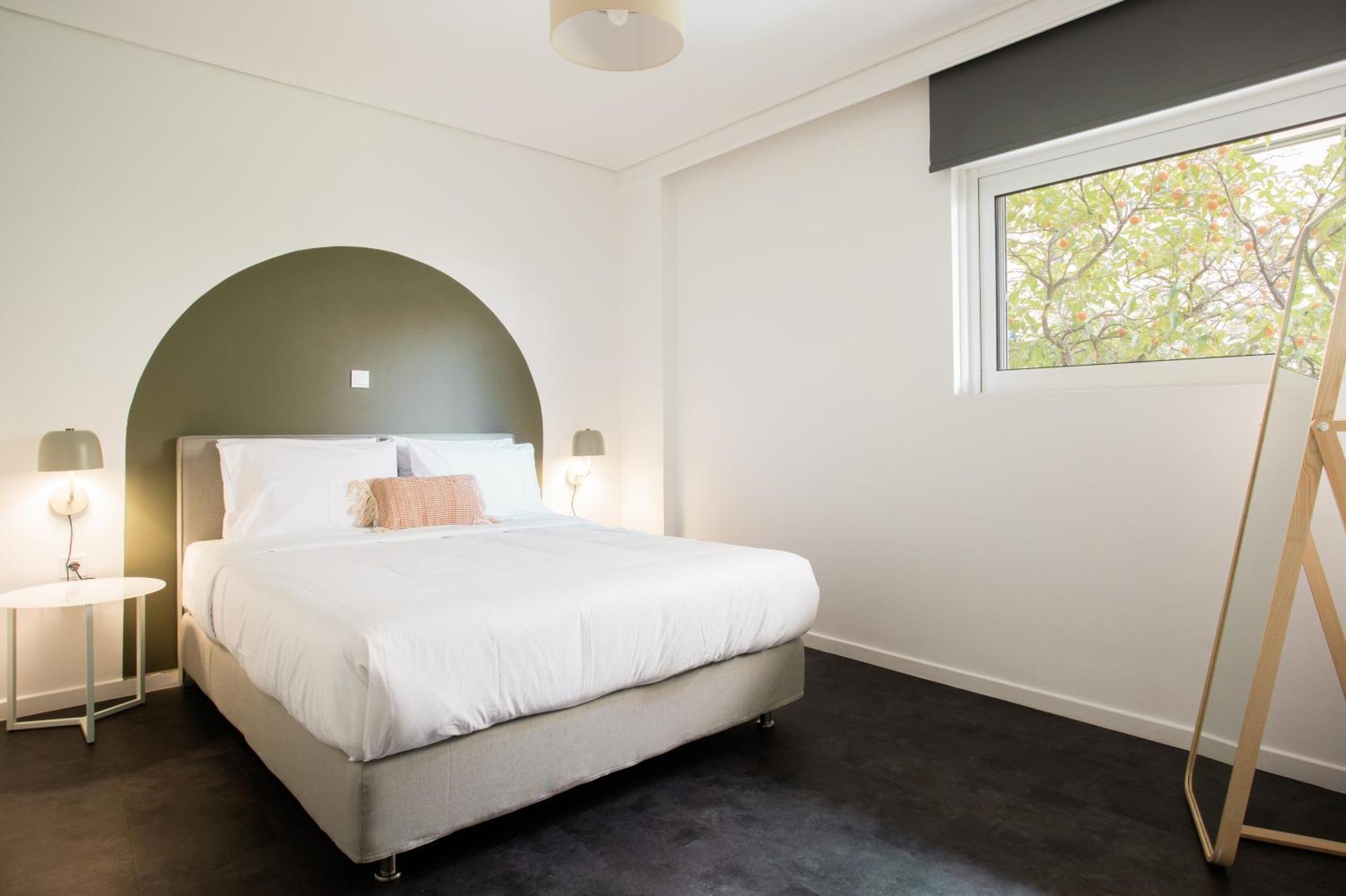 Onezerotwo By Zoia Living Aparthotel Athens Ngoại thất bức ảnh