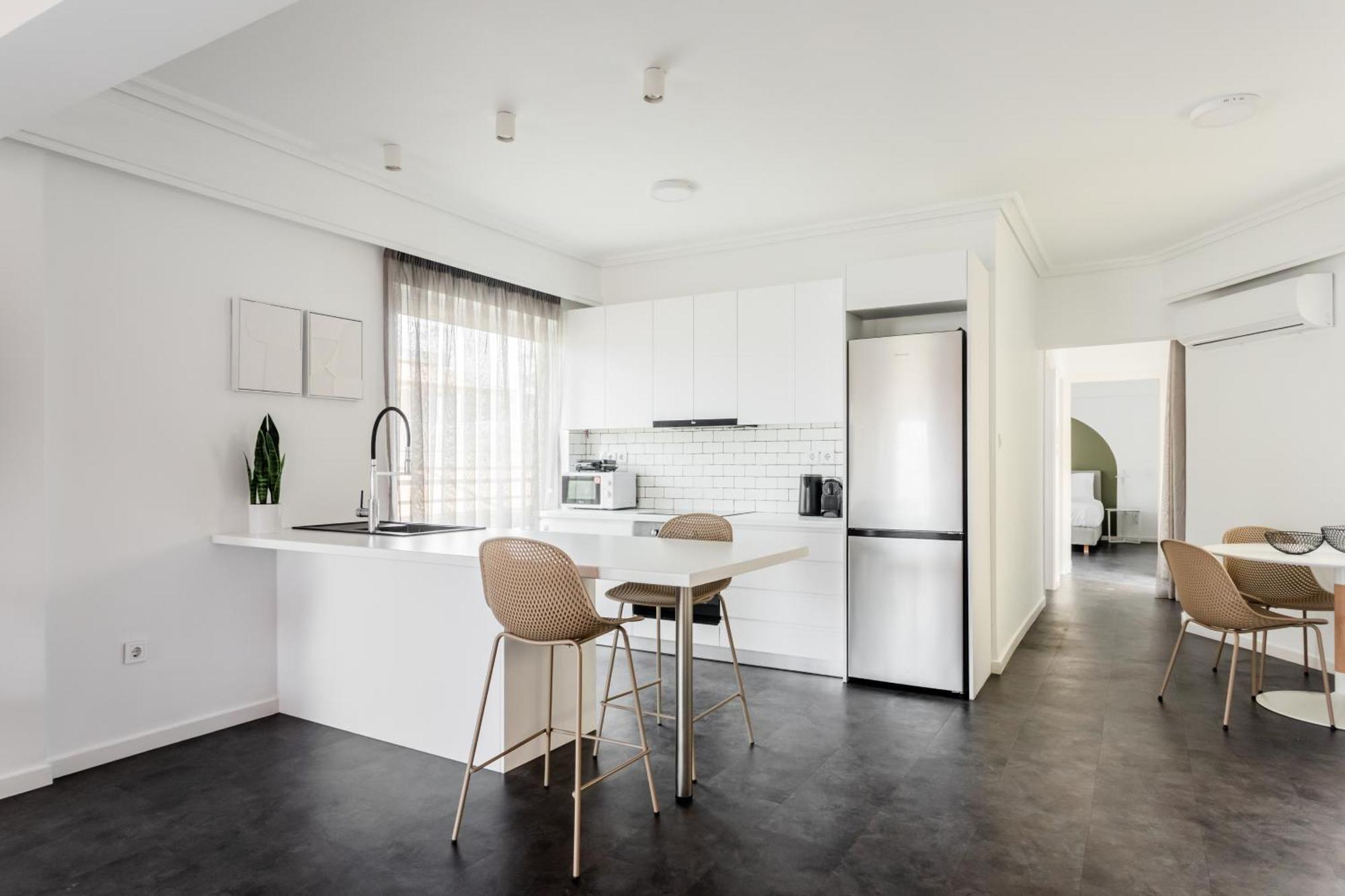Onezerotwo By Zoia Living Aparthotel Athens Ngoại thất bức ảnh