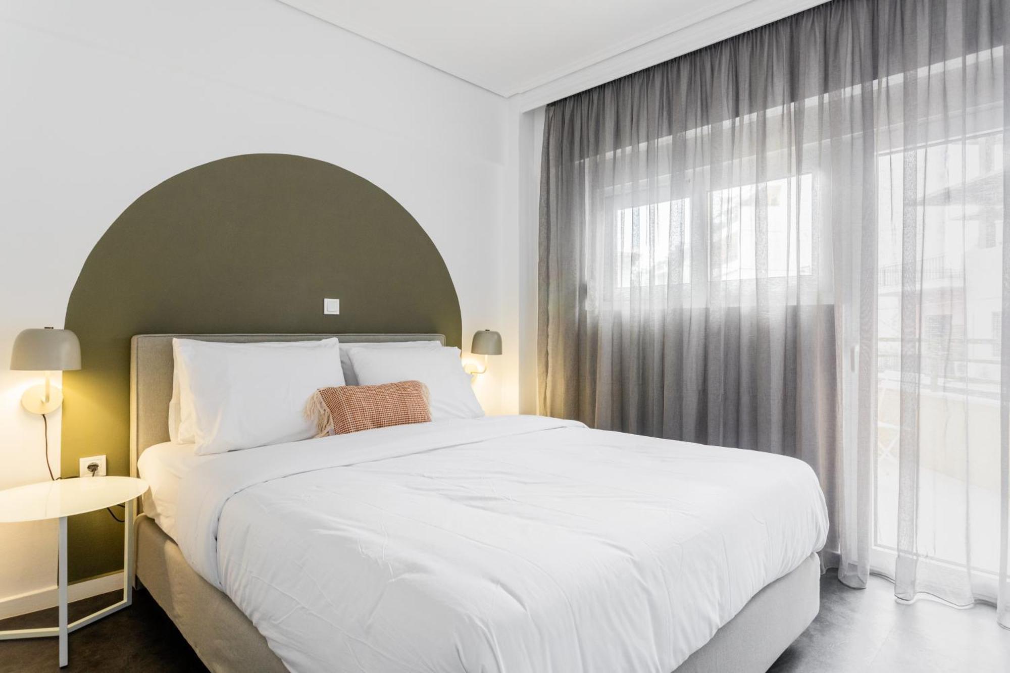 Onezerotwo By Zoia Living Aparthotel Athens Ngoại thất bức ảnh